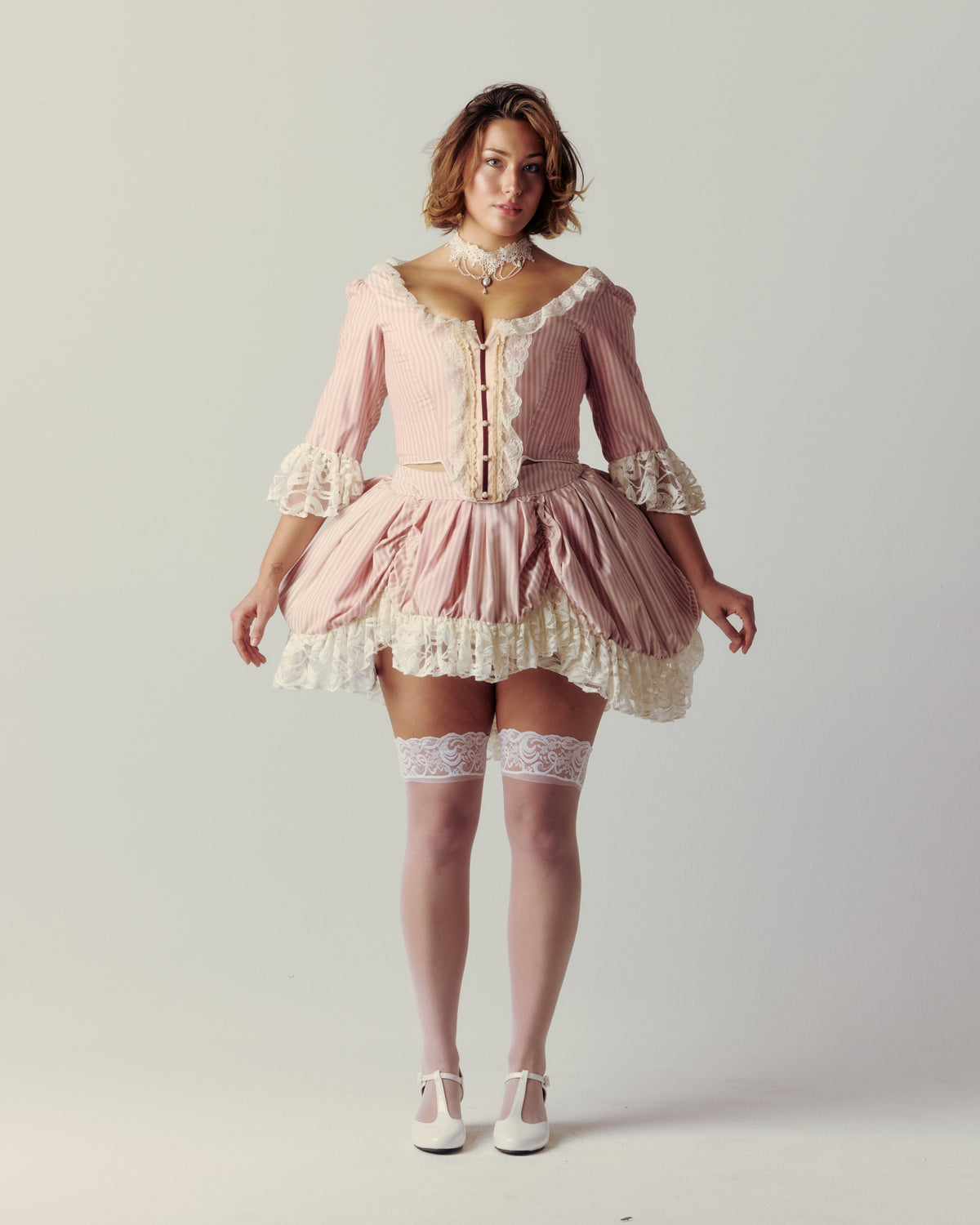Cirque de L'amour lookbook, Savannah Rose